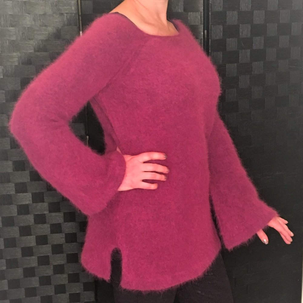 So soft! 70% angora rabbit hair fuchsia sweater